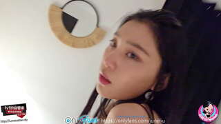 June Liu / SpicyGum - Үй перепихон қытай режимдегі