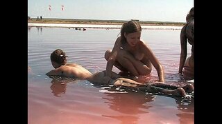 Abelina &amp; amp; Valentina laten wassen nu