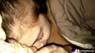 S-a trezit la fiica suge pula lui, și el nu se plâng. S-a trezit la fiica suge pula lui, și el nu se plâng.