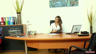 Principal Dani Daniels wulu pus kapenuhan karo sperma (Part 1)